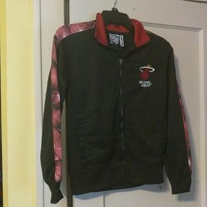 Boys size M Miami Heat Zip Down Jacket